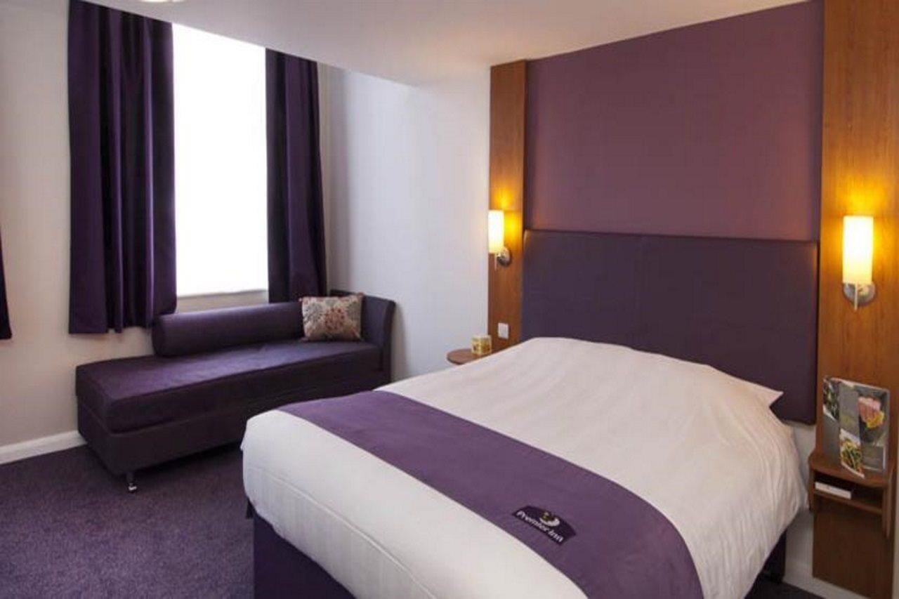 Premier Inn Canterbury City Centre Ngoại thất bức ảnh
